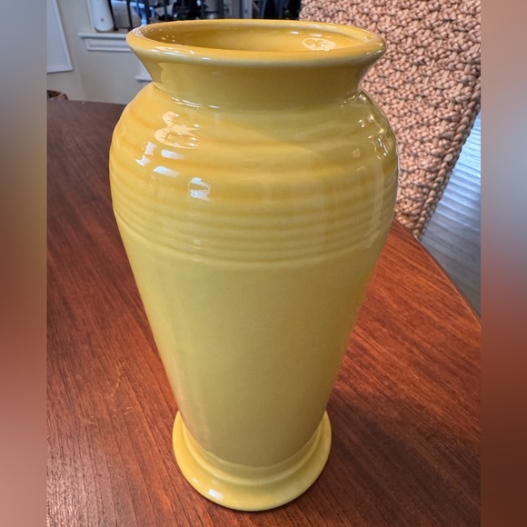 Fiesta Monarch Vase-Yellow Sunflower - Picture 2 of 5